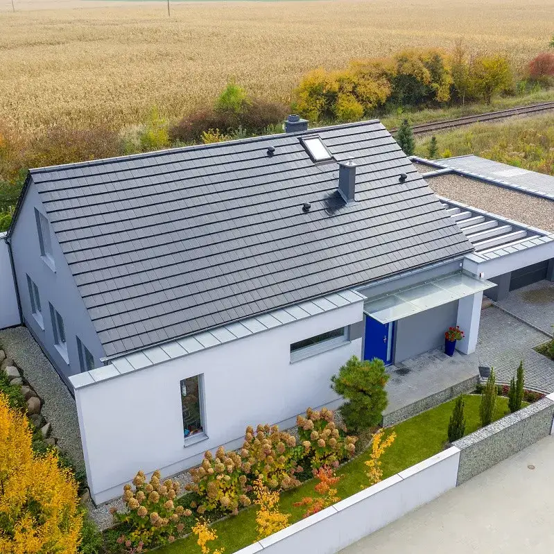 Zdjęcie Dachówka płaska na mijankę czy prosto – która metoda jest lepsza?